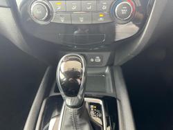 2022 Nissan X-TRAIL ST