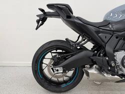 2025 CFMOTO 675 NK grey