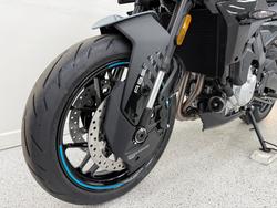 2025 CFMOTO 675 NK grey