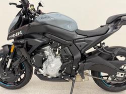 2025 CFMOTO 675 NK grey