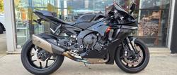 Yamaha YZF-R1
