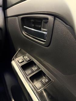 2024 Mitsubishi Pajero Sport GLX