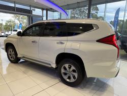 2024 Mitsubishi Pajero Sport GLX