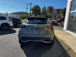 2025 Nissan JUKE Ti F16 MY25 Ceramic Grey 2-tone with Black roof