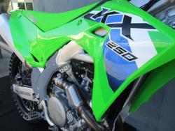 2026 Kawasaki KX250 GREEN