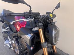 2025 Honda CB650R EXTREME RED