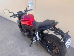 2025 Honda CB650R EXTREME RED