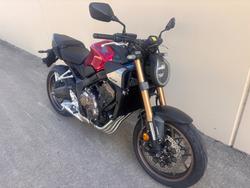 2025 Honda CB650R EXTREME RED