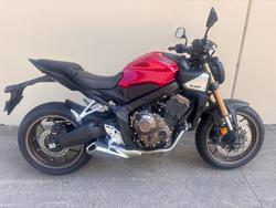 2025 Honda CB650R EXTREME RED