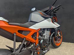 2026 Ktm 2026 Ktm 990CC 990 DUKE R BLACK