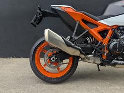 2026 Ktm 2026 Ktm 990CC 990 DUKE R BLACK