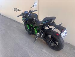 2025 Kawasaki Z650L (LAMS) BLACK