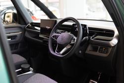 2025 Volkswagen ID. Buzz Pro BEV560
