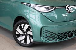 2025 Volkswagen ID. Buzz Pro BEV560