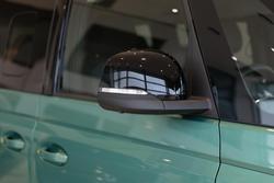 2025 Volkswagen ID. Buzz Pro BEV560