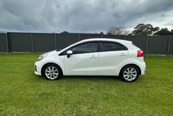 2016 Kia Rio Si
