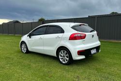 2016 Kia Rio Si