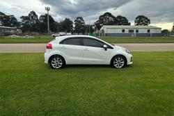 2016 Kia Rio Si