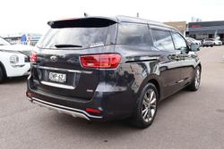 2018 Kia Carnival Platinum