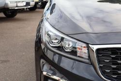 2018 Kia Carnival Platinum