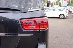 2018 Kia Carnival Platinum