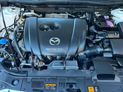 2018 Mazda 3 Neo Sport