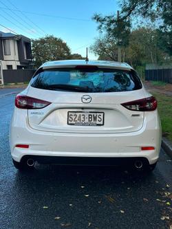 2018 Mazda 3 Neo Sport
