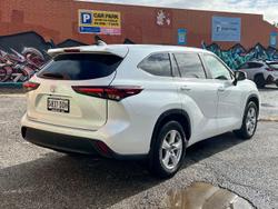 2024 Toyota Kluger GX