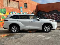 2024 Toyota Kluger GX