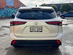 2024 Toyota Kluger GX