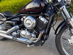 2010 Yamaha XVS650 V-STAR CUSTOM Black