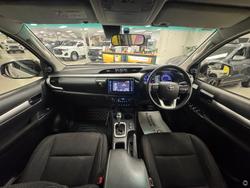 2019 Toyota Hilux SR5 GUN126R 4X4 Dual Range Glacier White