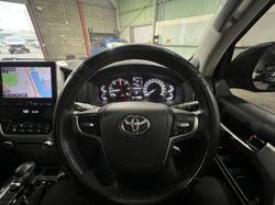 2017 Toyota Landcruiser VX
