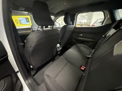 2025 Renault Duster Evolution X1311 MY25 4X4 Solid White