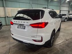 2025 KGM Rexton Ultimate Sport Pack Y461 MY26 4X4 Dual Range Pearl White