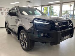 Isuzu MU-X