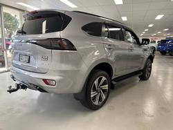 2026 Isuzu MU-X LS-T MY25.5 4X4 Dual Range Mercury Silver Metallic