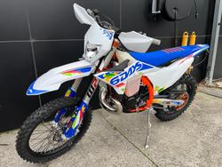 2026 KTM 300 EXC TBI Six Days EXC TBI Orange
