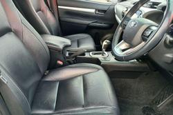 2017 Toyota Hilux SR5