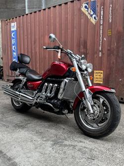 2006 Triumph ROCKET III Red