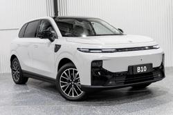 2026 Leapmotor B10 Design LR