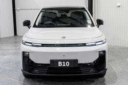 2026 Leapmotor B10 Design LR