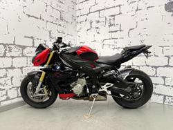 2017 BMW S 1000 R Sport S 1000 Red