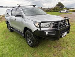 2022 Toyota Hilux SR