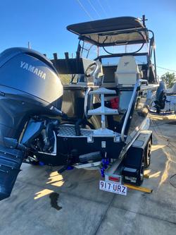 2022 Yellowfin 6200 Cabin