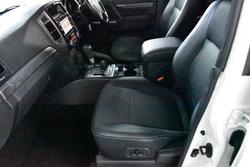 2020 Mitsubishi Pajero GLS