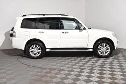 2020 Mitsubishi Pajero GLS