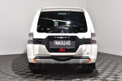 2020 Mitsubishi Pajero GLS