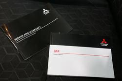 2023 Mitsubishi ASX ES