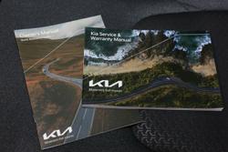 2025 Kia Carnival S